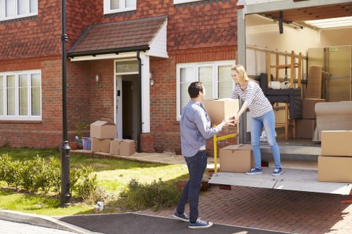 Local man and van service in Watford for home moves and deliveries