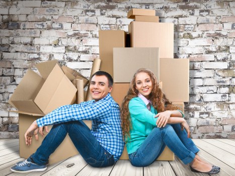 Careful handling of desks and IT equipment during an office move