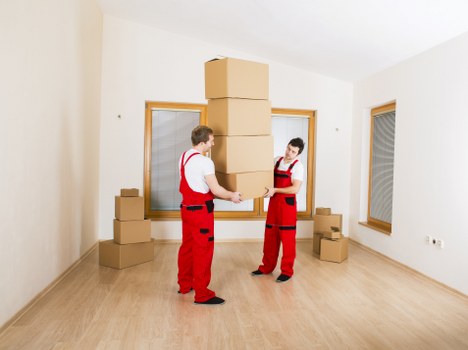 Removal van preparation checklist and moving supplies for Watford customers